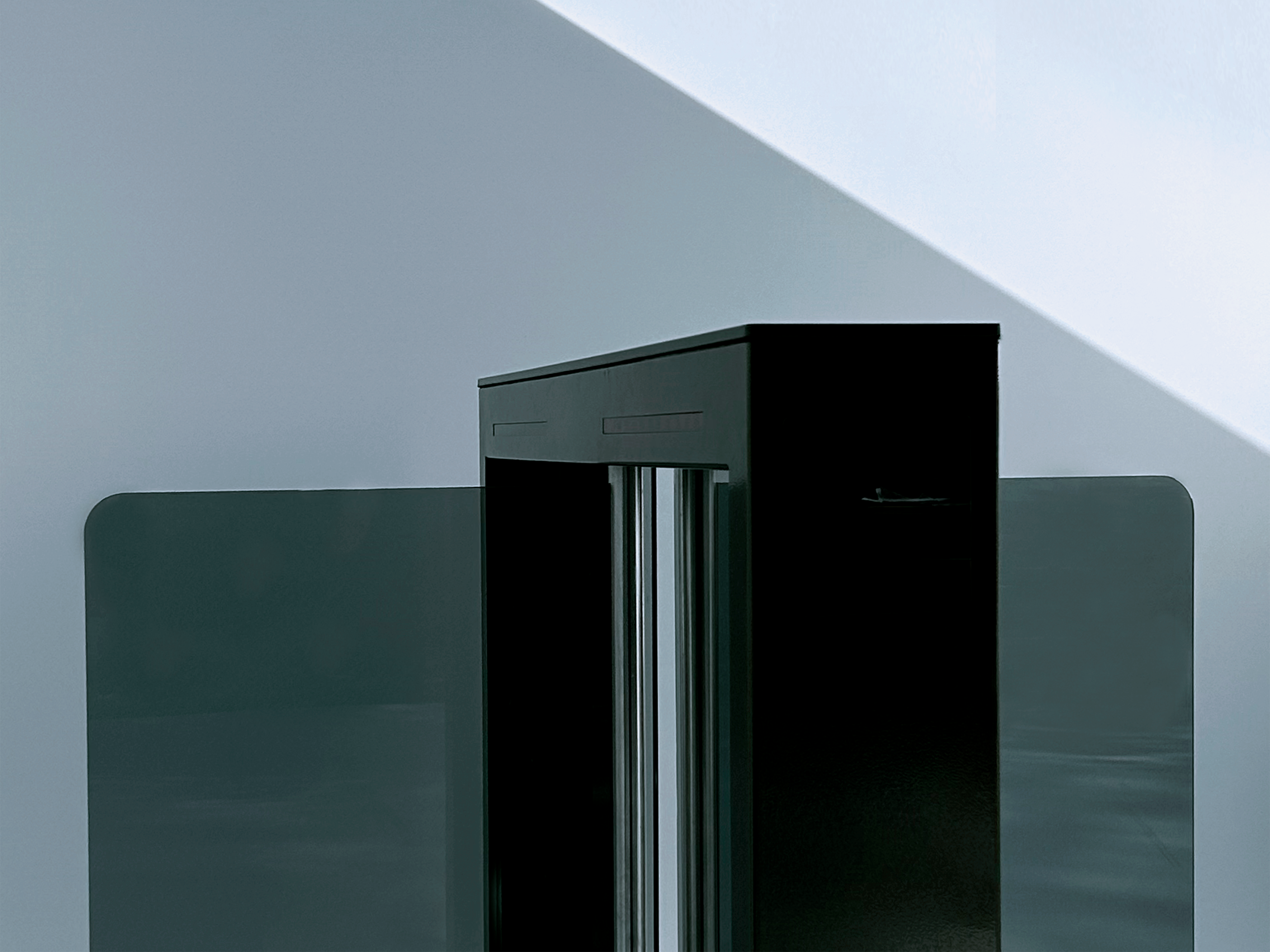 Возможность расширения проходов за счет 3V Model S2 между турникетами 3V Model S.